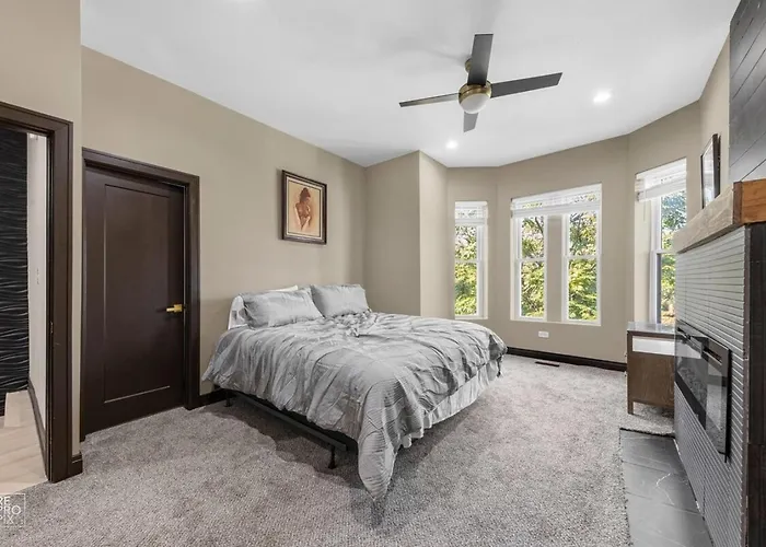 Romantic 3 Bed In The Heart Of The Park